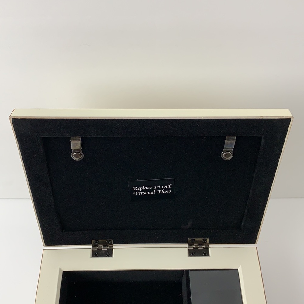 Musical Jewelry Box with Photo Display - Picture 4 of 16